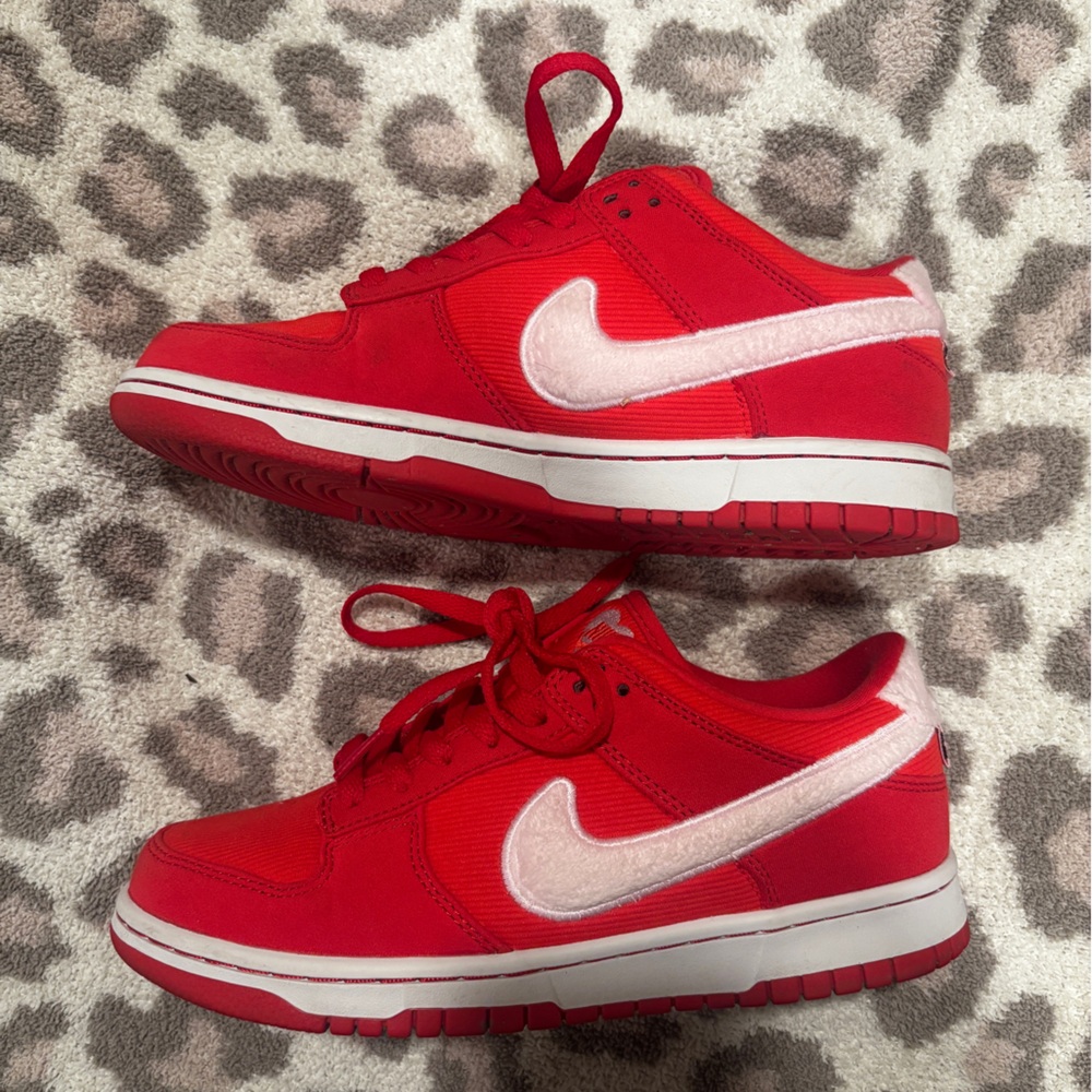 Nike dunks - image 3